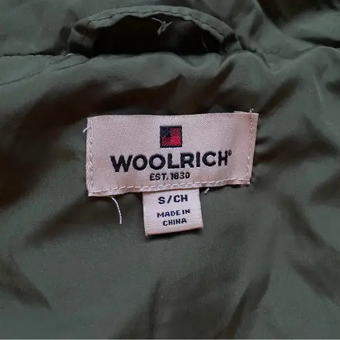 Woolrich Olive Green Down Quilted Vest w/ Added "Grow Up" Flower Patch Size S