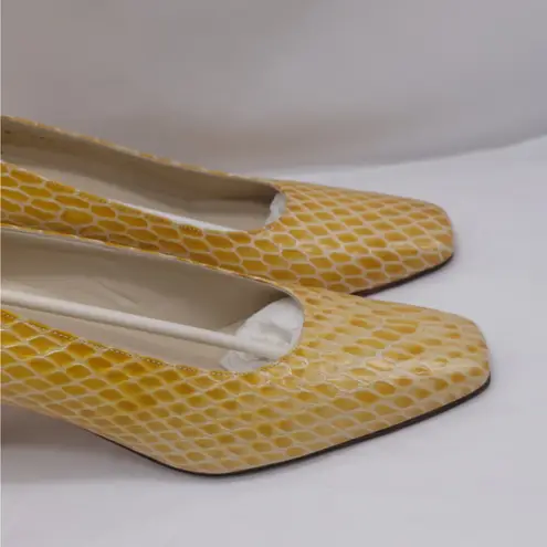 Rangoni Firenze Minx Beige Embossed Leather Block Heel Pumps 8 AAA Narrow Italy