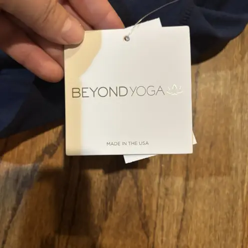 Beyond Yoga Spacedye Movement Skirt Skort Size Small Nocturnal Navy NWT