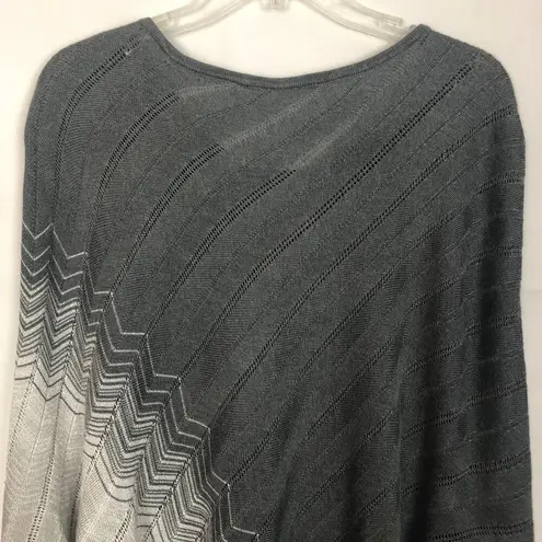 Women's Dip Dye Asymmetrical Poncho/Sweater Size M Size M