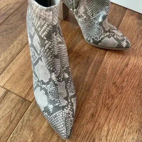 Carlos Santana  Grey snakeskin Tibbie ankle boots