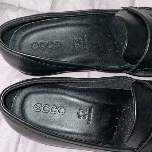Ecco Black Leather Loafers