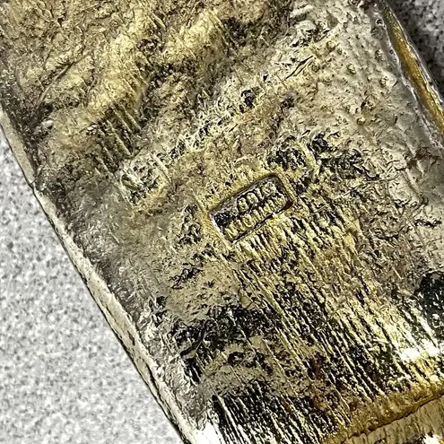 Mimi Di N Goldtone Leaf Buckle Snake Leather Belt Brown Womens Fits 30” Clasp