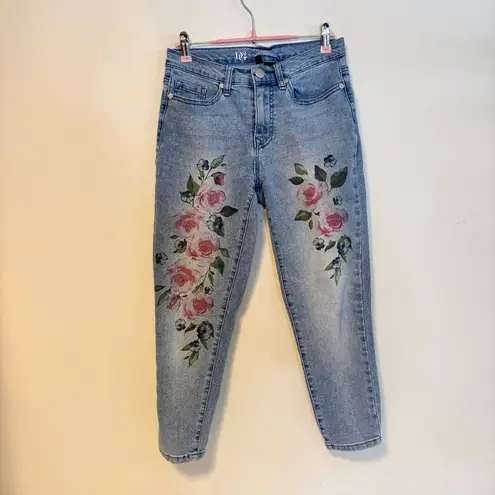DG2 Diane Gilman Painted Floral Rose Ankle Skinny Jeans Light Wash Womens 4 P Blue Size 4P