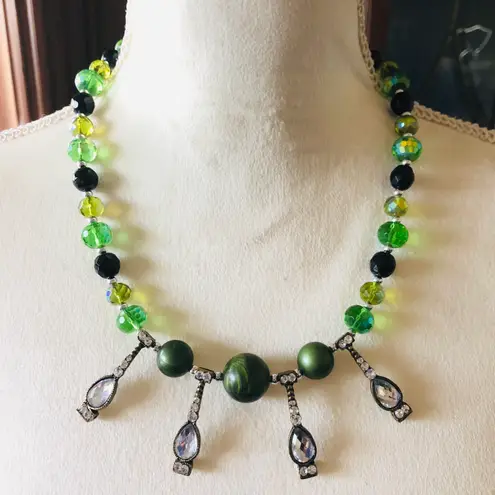 Handcrafted forest surrender mixed crystal bead faceted stone pendant necklace Green