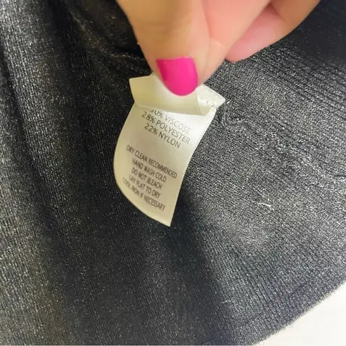 Ecru Rib Crew With Removable Sleeves Size Medium NWT