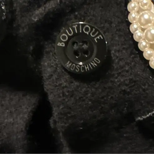 Boutique Moschino Pearl