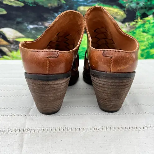 Born Womens Paya 10M BRITISH TAN USED TWICE