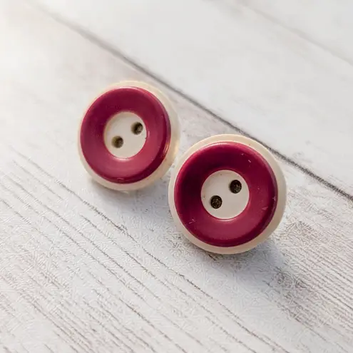 Vintage Clip On Earrings Red & Cream Button Design