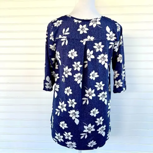 Ember Missy floral dressy blouse Size Medium Purple