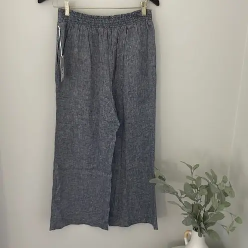 Chelsea28 Cropped Linen/Rayon blend pants. Size Small