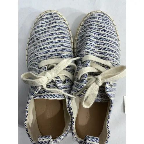 Womans Casual Sneakers 6.5 Blue White Stripe Lace Up Espadrille