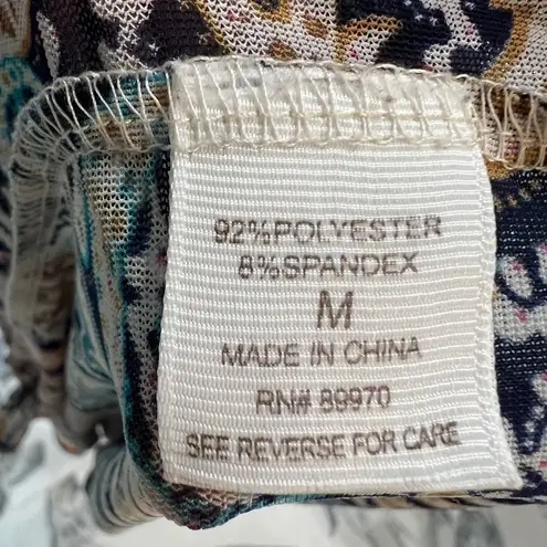 Eden & Olivia π sheer-ish paisley sleeveless blouse