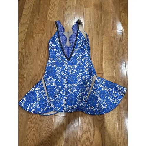 Three Floor Blue Lace Mini Dress US 2 XXS Club Dress Going Out Sexy