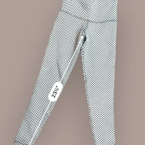 Strut This Women's Strut Core Black and White Patterned Leggings One Size Size undefined - Image 4