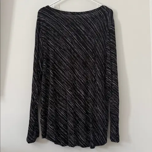 Apt. 9  Women's Black and White Striped Long Sleeve Top Size XL