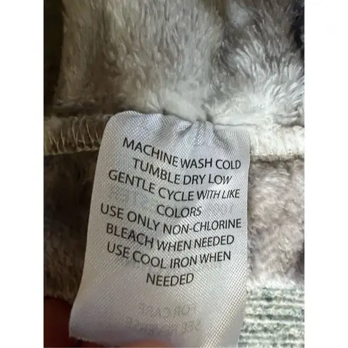 Born Cream Gray Buffalo Plaid Super Soft Plush Lounge Pajama Pants Small Gray