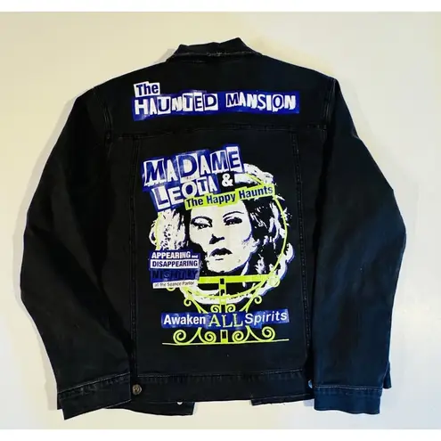 Disney  Parks Haunted Mansion Madame Leota Women's Jean Jacket Size Medium NWT