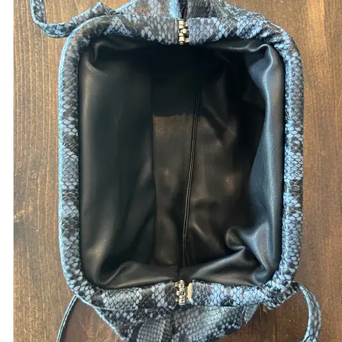 Snakeskin Print Shoulder Bag Purse Bottega Inspired Clutch Style Faux Leather