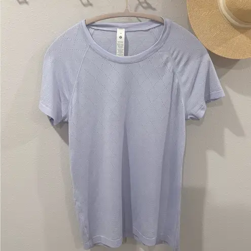 Lululemon  Swiftly Tech Short Sleeve 2.0‎ Lavender T-Shirt size 10 - Image 4