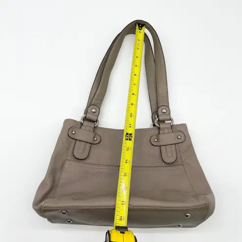 Tignanello Pebbled Leather Shoulder Bag Quiet Luxury Workwear Minimal Timeless Tan