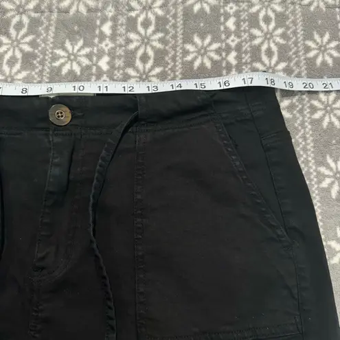 BKE Buckle Parker Stretch Cuffed Short In Black Size 30