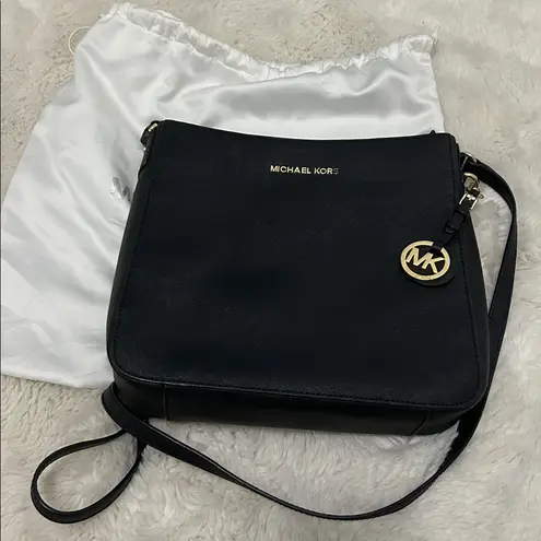 Michael Kors  Large Jet Set Messenger Bag Black Saffiano Leather