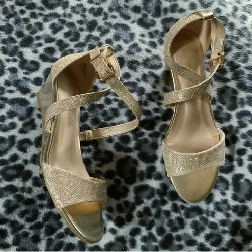 Dream Paris DREAM PAIRS Jones Gold Open Toe Low Heel Wedge Sandals 6.5