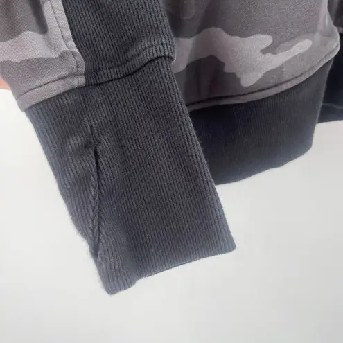 Athleta  Triumph Hoodie Size Small Camo Full Zip Black Grey Fleece Lined Casual