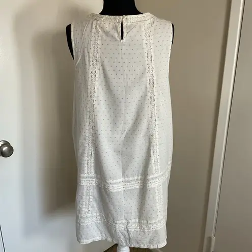26. Maisie White Sleeveless Short Midi Dress Size Large