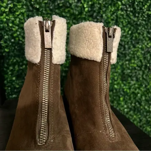 Bella Vita  Sherpa Cable Lug Faux Suede Fleece Lined Ankle Bootie 7 NEW