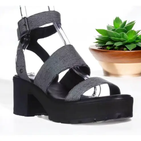 G by Guess ankle strap black lug platform Women’s Sandals Size 9.5 Shoes NWOT