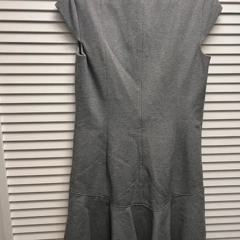 Akris Punto Seam-Paneled Jersey Flounce Dress in Gray size 8