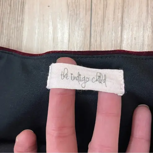 The Indigo child Pleasant Praise Burgundy Velvet Peplum Top sz Large Red