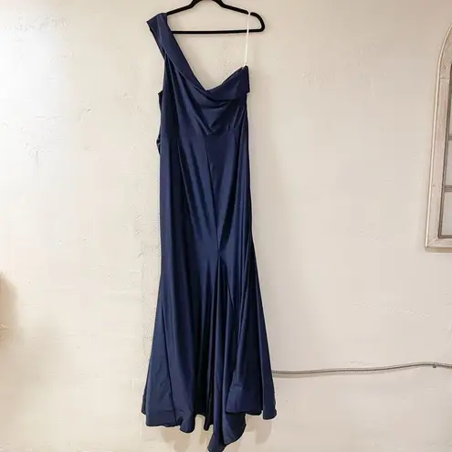 Cynthia & Sahar Luz Luxe Satin Stretch Formal Gown in Midnight Navy Size XXL