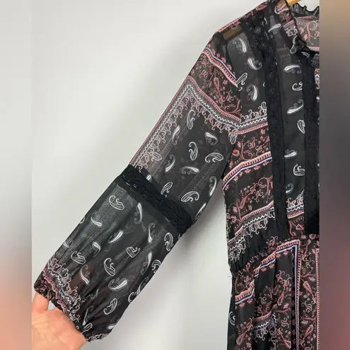 Mimi Chica Boho Paisley Knee Length Printed Dress