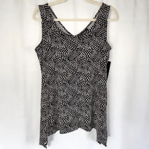 Alfani New  Dot Print V-Neck Shark Bite Hem Tunic Tank Top Black White