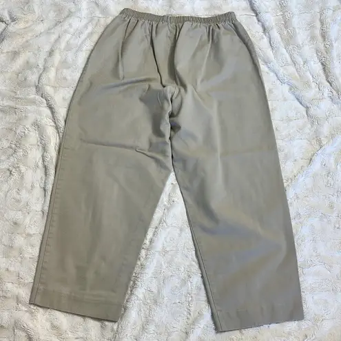 Cabin creek  pull-on khaki pant size 16