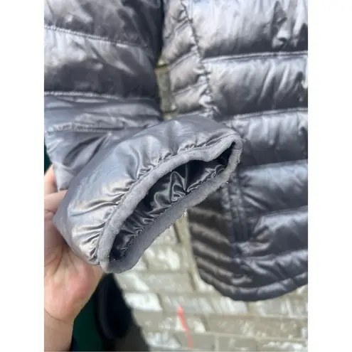 GH Bass Outdoors Shinny Silver Woman’s Winter Jacket Size Medium