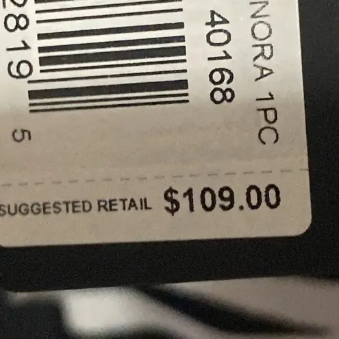 MiracleSuit NEW WITH TAG SIZE 22W Black and White Zebra Bodysuit BUILT IN BRA