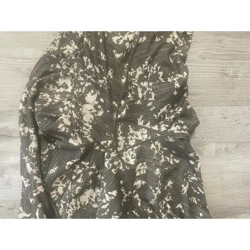 prAna WOMEN'S 3/4 LEGGING PILLAR PRINTED CAPRI (SLATE CANOPY) Size Medium.