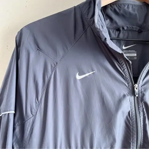 Nike  Full Zip Windbreaker Running Jacket in Black, Size Small