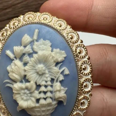 Western Germany Blue Floral Arrangement Cameo Brooch Pin Gold Tone Vintage