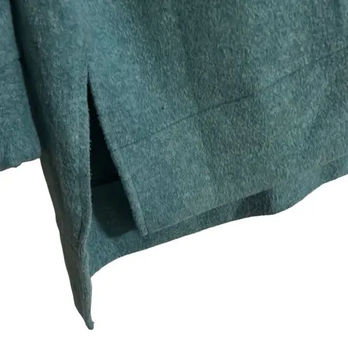 Zenana Outfitters pullover top size small