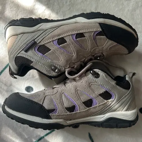 Magellan outdoors Magellan Outdoors Women's Sonora Pass Low Hiking Shoe, Sz 8. Waterproof. EUC