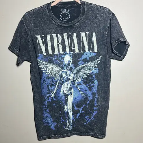 Nirvana Distressed Tee | Small