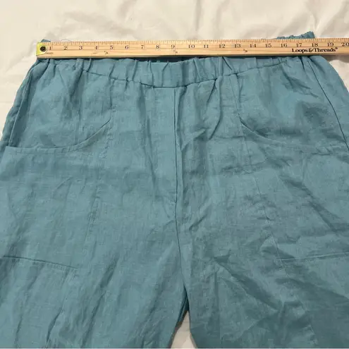 Lisa Bayne Aqua Blue Linen Lantern Barrel Leg Pull