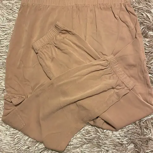 Juicy Couture  Tan High Rise Paper Bag Pants Size Medium