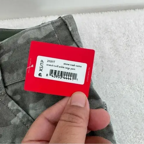 NWT Spanx Stretch Twill Ankle Cargo Pants in Stone Wash Camo size XS TALL thumbnail 4