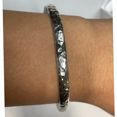 Sterling Silver Dimple Hammered Band Bangle Bracelet